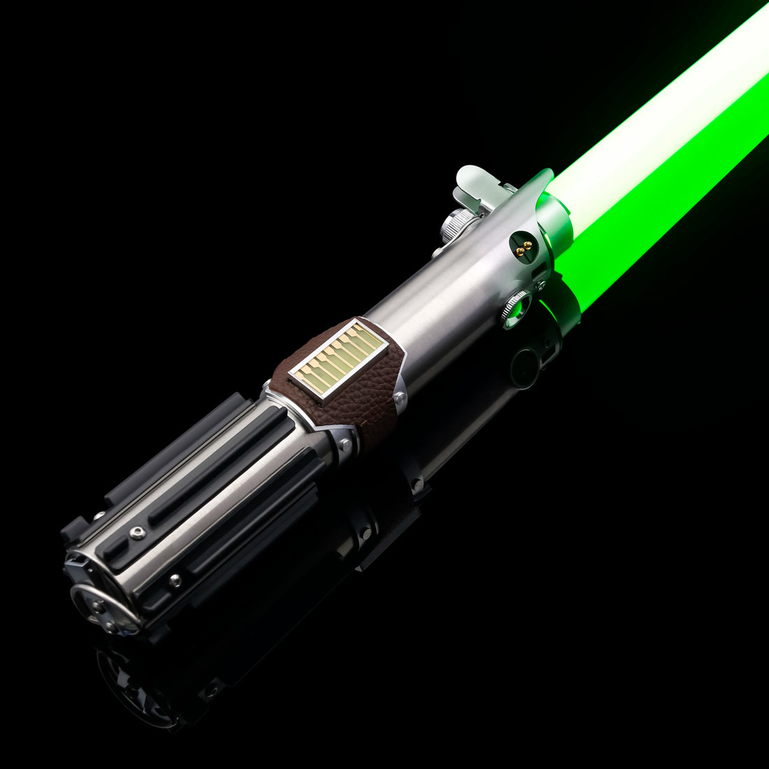 LUKE Skywalker Combat Lightsaber Proffie Smooth Swing Blaster Metal Cosplay lightstick